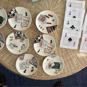 Vintage Gien French Game Plates set of 8
With new custom cocktail napkins 8